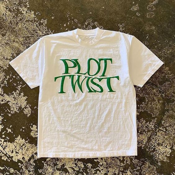 Plot Twist T-Shirt - Jasaust Store