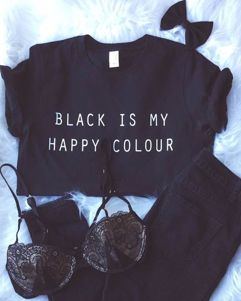 Zwart is mijn gelukkige kleur tshirt Tumblr Blogger Instagram gelukkig kleur shi …