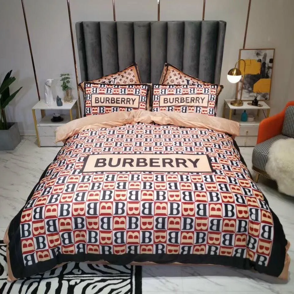 Burberry Luxury Brand Bedding Set