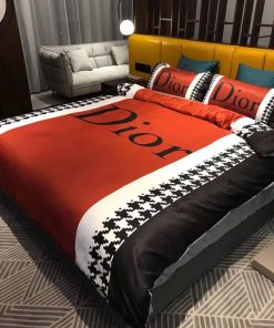 Dior Red Logo Luxury Brand Bedding Set