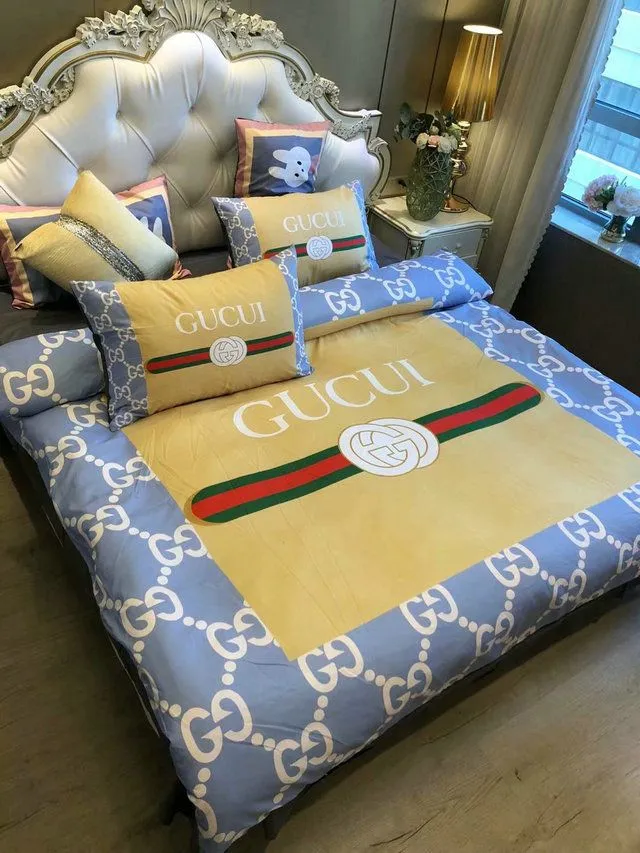 Gucci Blue Beige Luxury Brand Premium Bedding Set