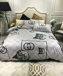 Gucci Cat Luxury Brand High-End White Bedding Set