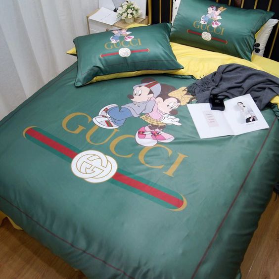 Gucci Disney Mickey Couple Luxury Brand Bedding Set