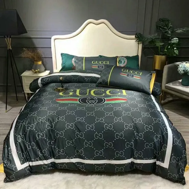 Gucci Logo Black Luxury Brand High-End Bedding Set