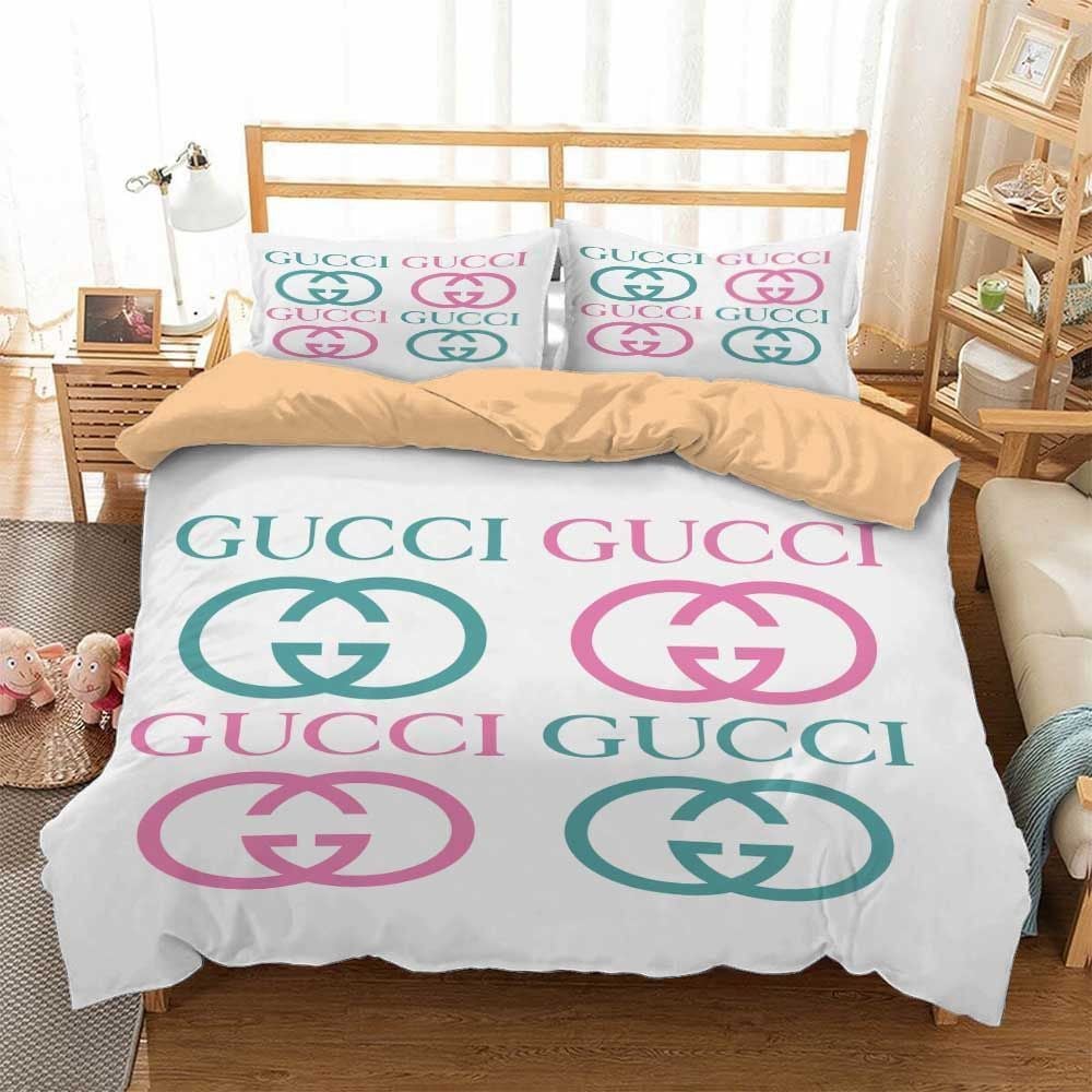 Gucci White Color Fashion Luxury Brand Bedding Set