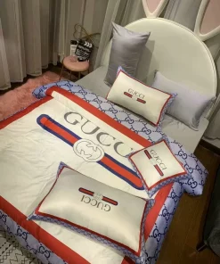 Gucci White Violet Luxury Brand Premium Bedding Set