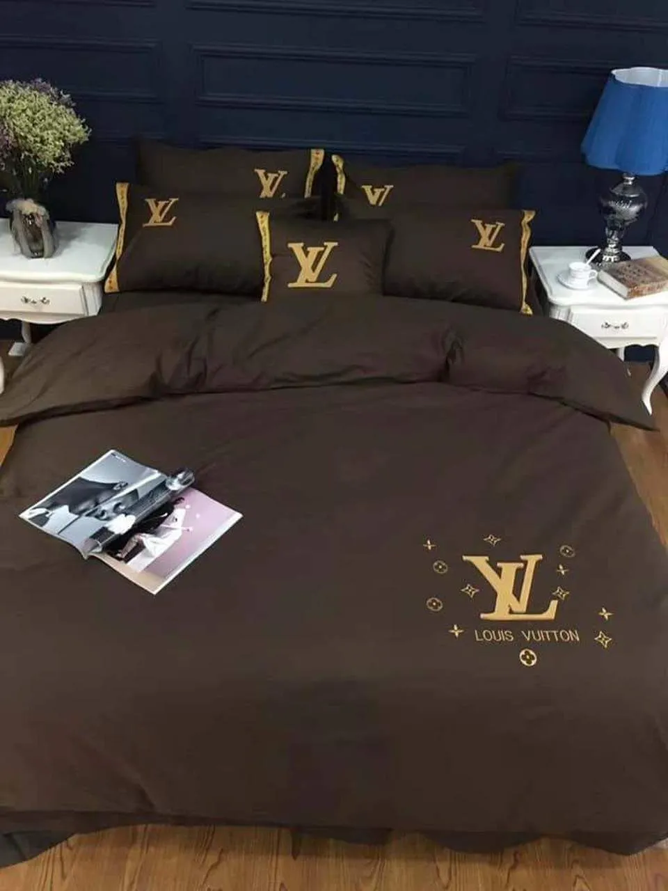 Louis Vuitton Basic Golden Logo Brown Luxury Brand Bedding Set