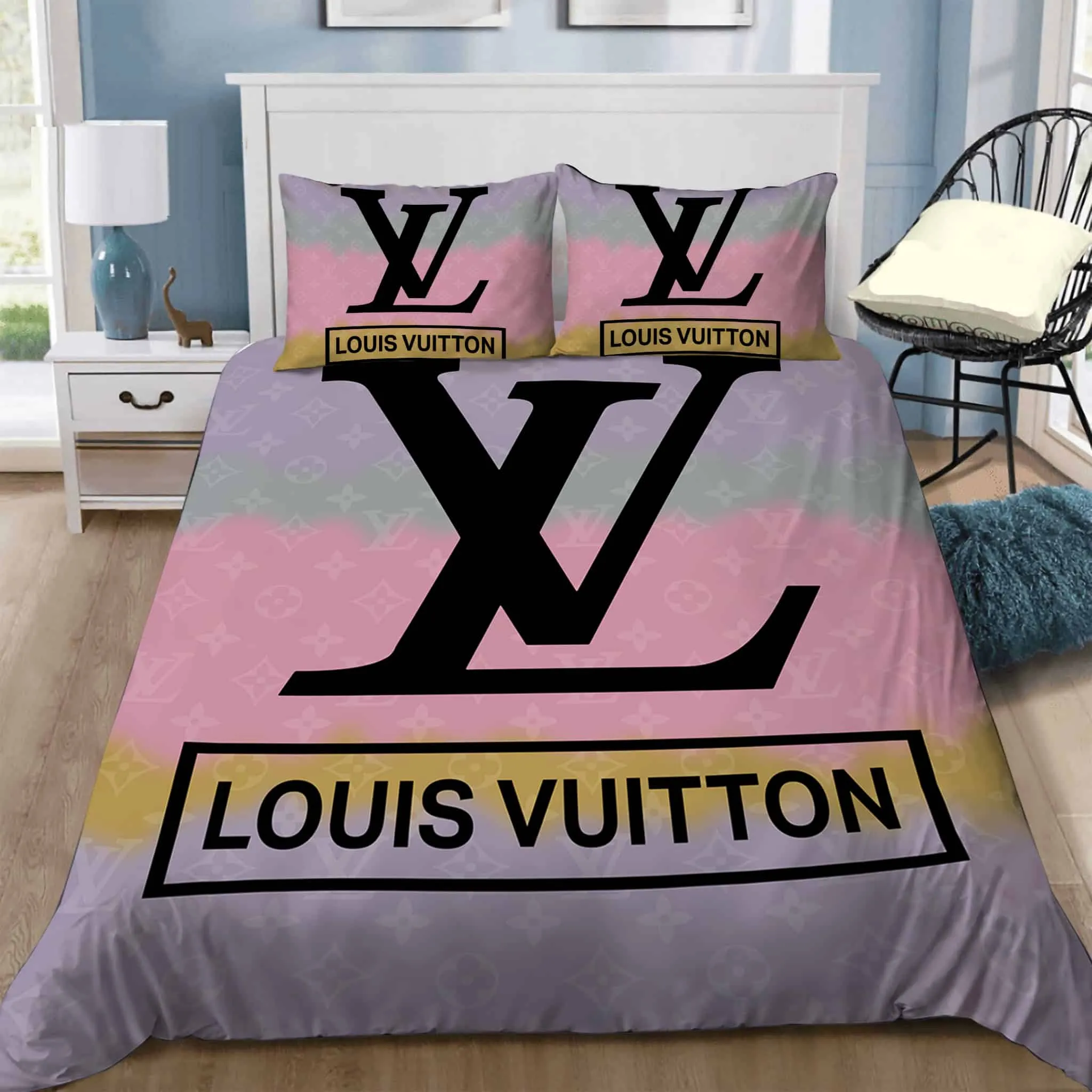 Louis Vuitton Logo Luxury Brand Bedding Set