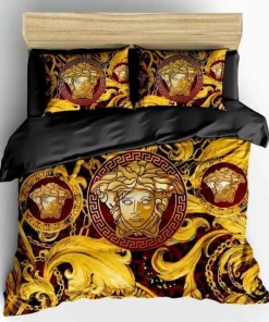 Versace Golden Logo Luxury Brand High-End Bedding Set