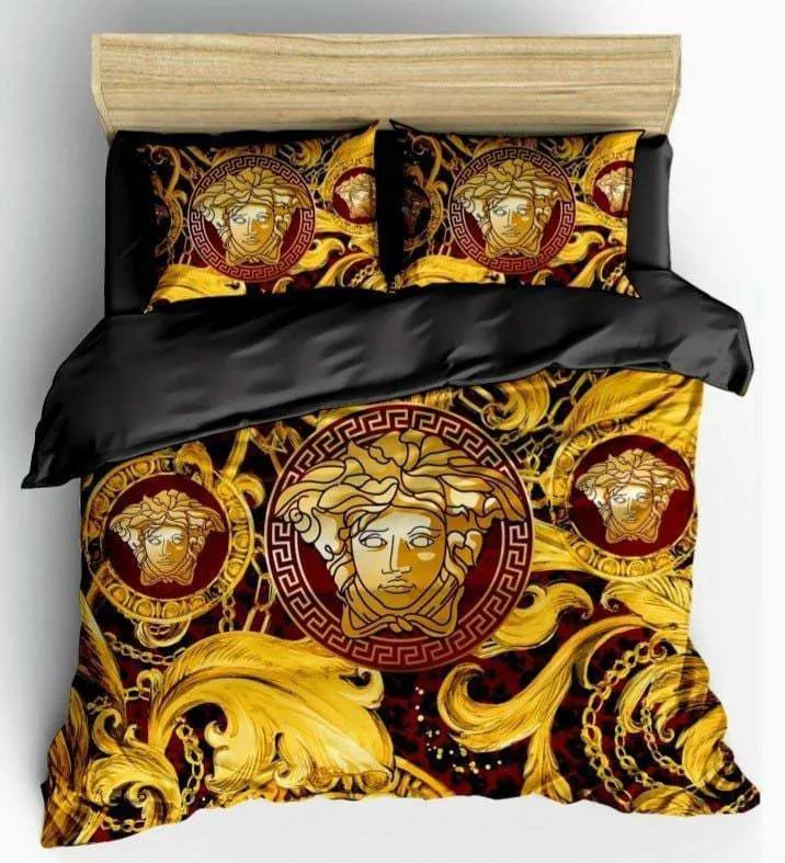 Versace Golden Logo Luxury Brand High-End Bedding Set